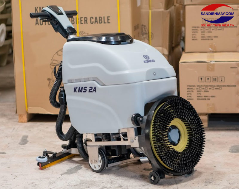 Máy chà sàn nhà xưởng có nguyên lý vận hành không quá phức tạp