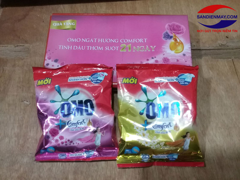 Bạn có thể sử dụng bột giặt quần áo ngay trong nhà để làm sạch rêu xanh