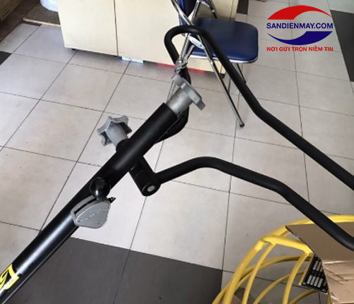 Máy xoa sàn DYNAMIC 1000 GX160 (5,5HP)
