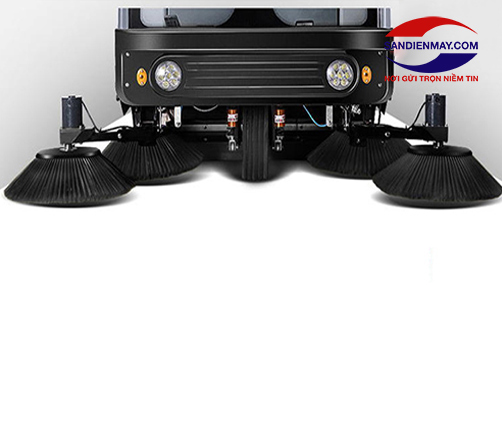 Chổi phụ xe quét rác ngồi lái Kumisai KMS-1800E