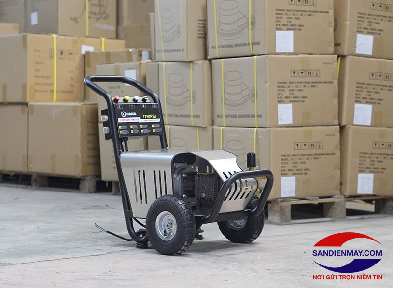    Máy xịt rửa xe cao áp giá rẻ Kumisai 18M17.5-3T4